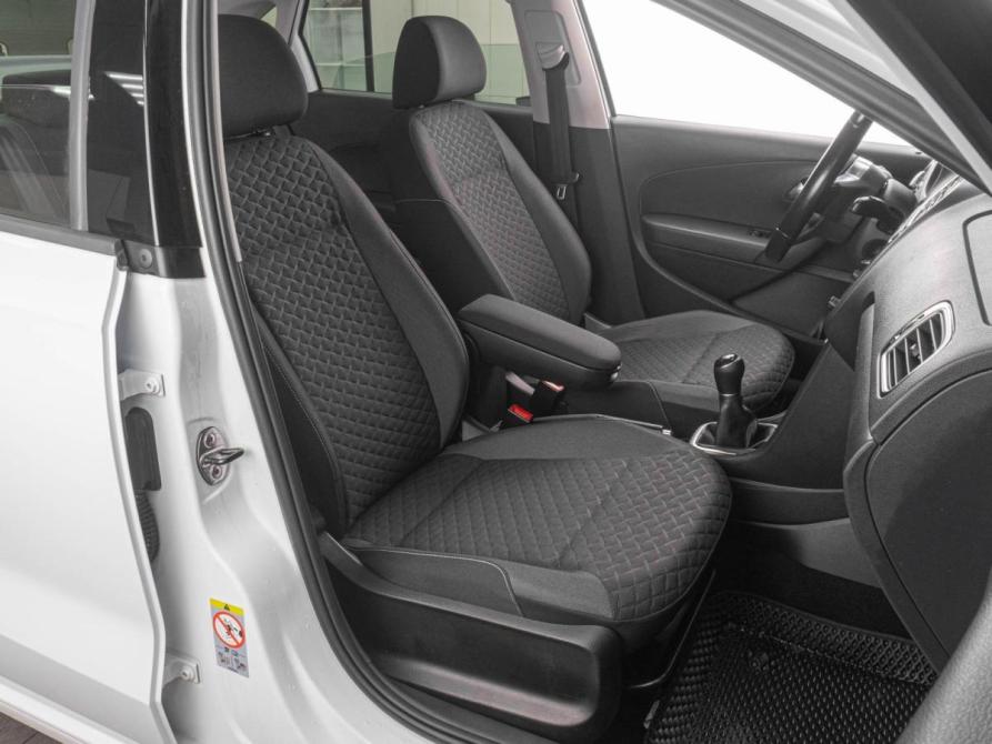 Volkswagen Polo V Рестайлинг Тюмень  - изображение 8