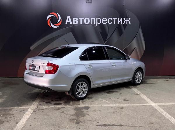 Skoda Rapid I с пробегом 2014 года, цена 870 000 рублей, 130104 км, лифтбек, Автокод Объявления