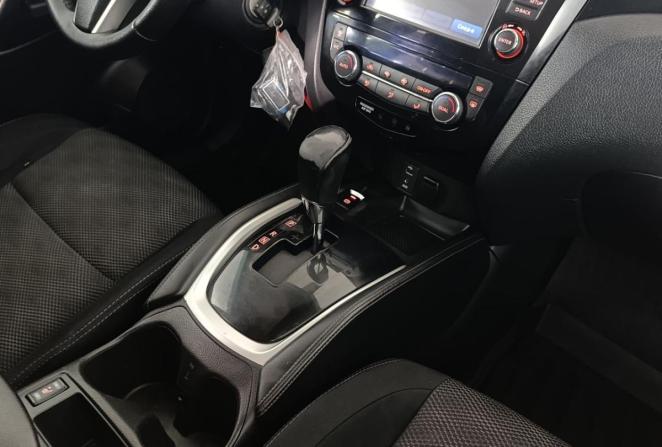Nissan Qashqai II с пробегом 2014 года, цена 1 240 000 рублей, 118335 км, внедорожник, Автокод Объявления