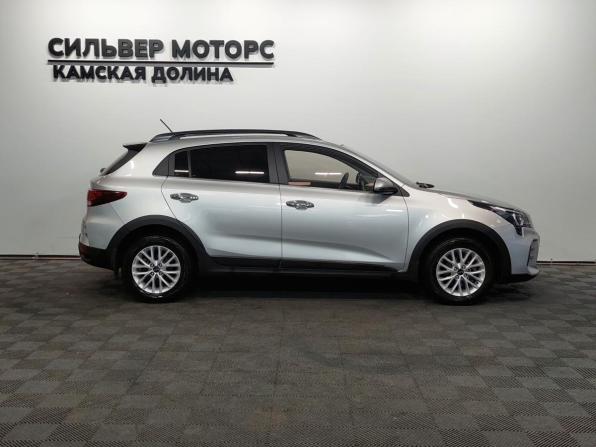 Kia Rio IV Рестайлинг с пробегом 2021 года, цена 1 930 000 рублей, 49500 км, хэтчбек, Автокод Объявления