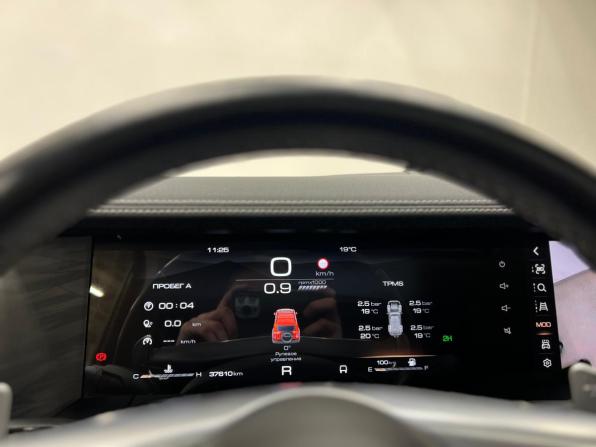 Tank 300 I с пробегом 2024 года, цена 3 899 000 рублей, 37000 км, внедорожник, Автокод Объявления