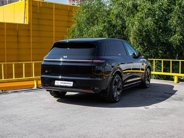Li Auto (Lixiang) L7 I с пробегом 2023 года, цена 4 999 999 рублей, 81934 км, внедорожник, Автокод Объявления