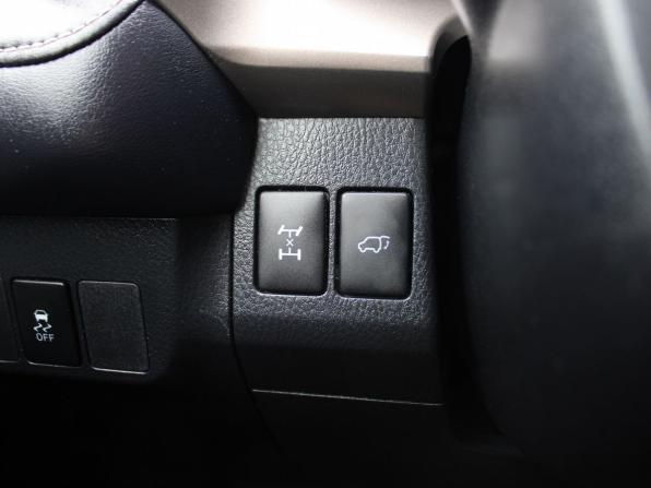 Toyota RAV4 IV (XA40) с пробегом 2013 года, цена 2 199 000 рублей, 80250 км, внедорожник, Автокод Объявления