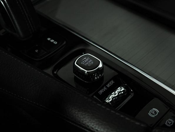 Volvo XC90 II Рестайлинг 1 с пробегом 2019 года, цена 4 649 000 рублей, 84156 км, внедорожник, Автокод Объявления