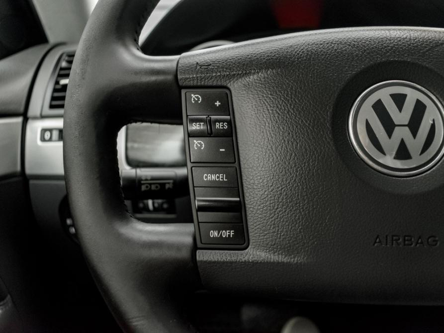 Volkswagen Touareg I Рестайлинг Екатеринбург  - изображение 14