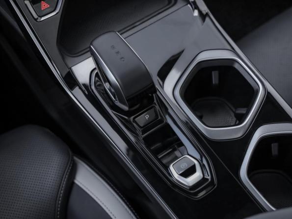 Geely Atlas II с пробегом 2024 года, цена 2 749 000 рублей, 27163 км, внедорожник, Автокод Объявления