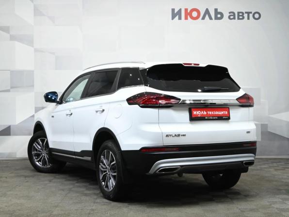 Geely Atlas Pro с пробегом 2023 года, цена 2 300 000 рублей, 30000 км, внедорожник, Автокод Объявления