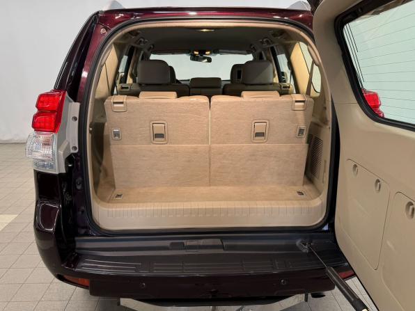 Toyota Land Cruiser Prado 150 Series с пробегом 2011 года, цена 2 800 000 рублей, 129110 км, внедорожник, Автокод Объявления