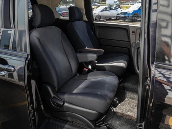 Honda Freed I с пробегом 2010 года, цена 1 065 000 рублей, 191652 км, компактвэн, Автокод Объявления