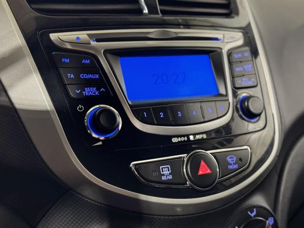 Hyundai Solaris I с пробегом 2011 года, цена 820 000 рублей, 74544 км, седан, Автокод Объявления