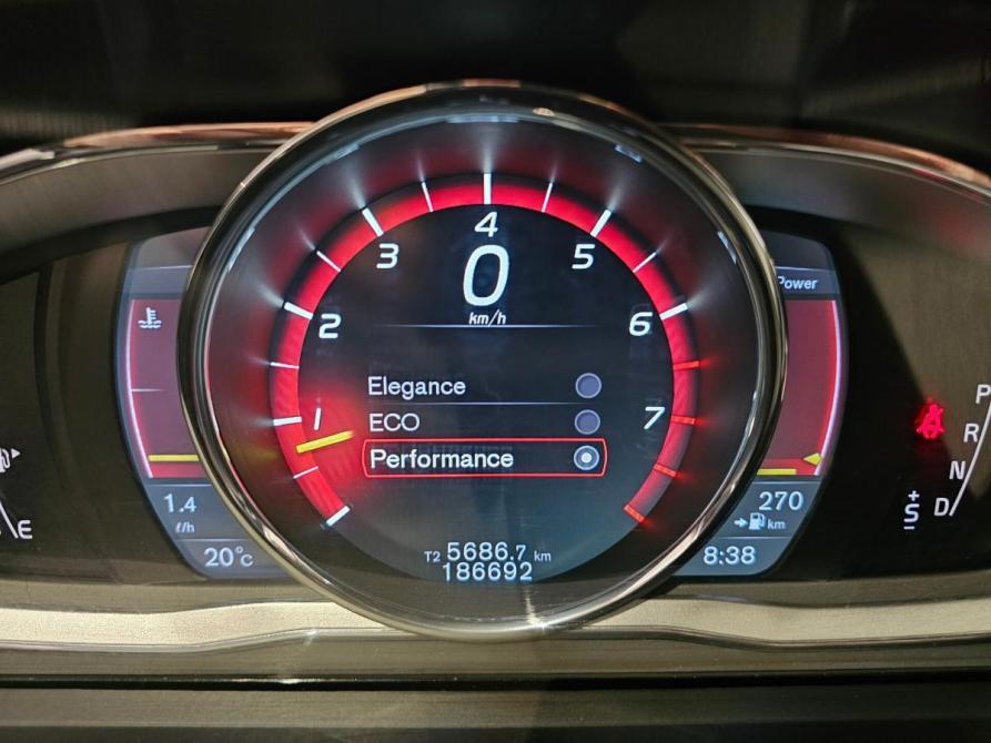Volvo XC60 I Рестайлинг Москва  - изображение 11