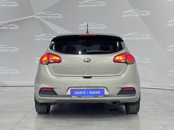 Kia Ceed II с пробегом 2013 года, цена 1 000 000 рублей, 230000 км, хэтчбек, Автокод Объявления
