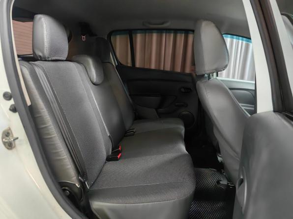 Renault Sandero II с пробегом 2017 года, цена 747 000 рублей, 84000 км, хэтчбек, Автокод Объявления