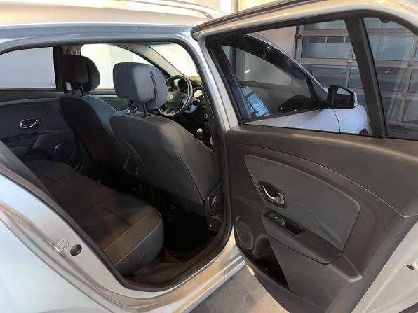 Renault Megane III с пробегом 2011 года, цена 630 000 рублей, 204797 км, универсал, Автокод Объявления