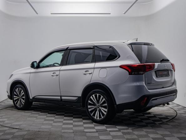 Mitsubishi Outlander III Рестайлинг 3 с пробегом 2021 года, цена 1 874 000 рублей, 143045 км, внедорожник, Автокод Объявления