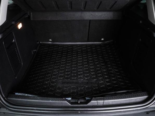Renault Kaptur I с пробегом 2018 года, цена 1 324 000 рублей, 99574 км, внедорожник, Автокод Объявления