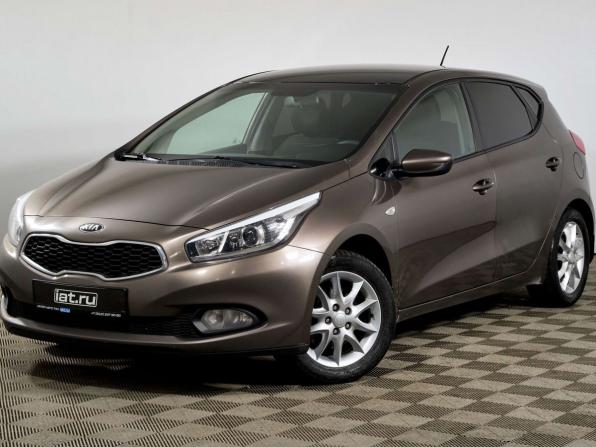 Kia Ceed II с пробегом 2012 года, цена 825 000 рублей, 252066 км, хэтчбек, Автокод Объявления