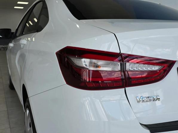 Lada (ВАЗ) Vesta I Рестайлинг (NG) с пробегом 2023 года, цена 1 320 000 рублей, 28000 км, седан, Автокод Объявления