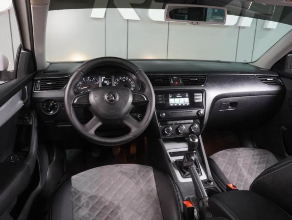 Skoda Octavia III (A7) с пробегом 2014 года, цена 1 319 000 рублей, 195004 км, лифтбек, Автокод Объявления