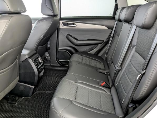 Haval F7 I Рестайлинг с пробегом 2023 года, цена 2 475 000 рублей, 73070 км, внедорожник, Автокод Объявления