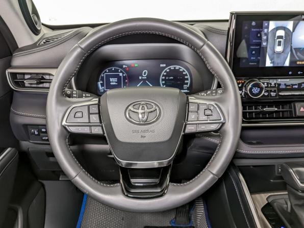 Toyota Highlander IV (XU70) с пробегом 2024 года, цена 5 800 000 рублей, 34400 км, внедорожник, Автокод Объявления