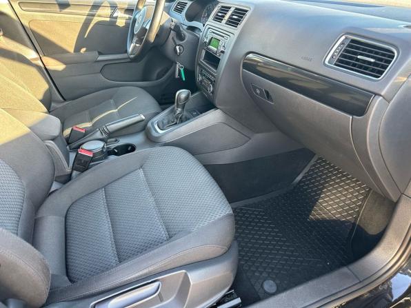 Volkswagen Jetta VI с пробегом 2012 года, цена 999 000 рублей, 174200 км, седан, Автокод Объявления
