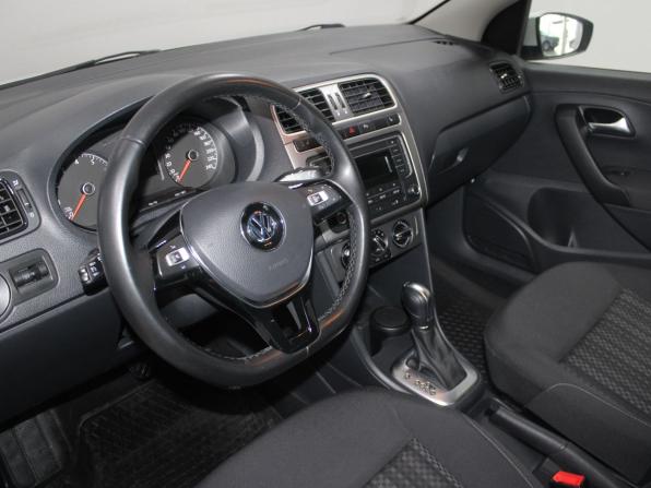 Volkswagen Polo V Рестайлинг с пробегом 2020 года, цена 1 419 900 рублей, 68609 км, седан, Автокод Объявления