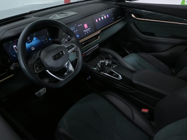 Geely Monjaro I с пробегом 2023 года, цена 3 370 000 рублей, 28500 км, внедорожник, Автокод Объявления