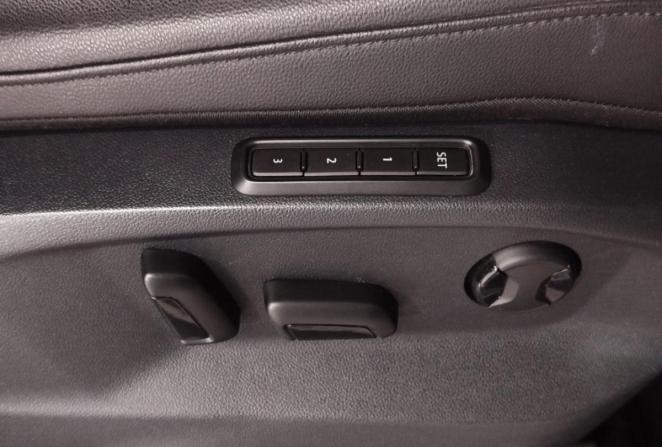 Volkswagen Tiguan II с пробегом 2020 года, цена 3 712 000 рублей, 83509 км, внедорожник, Автокод Объявления