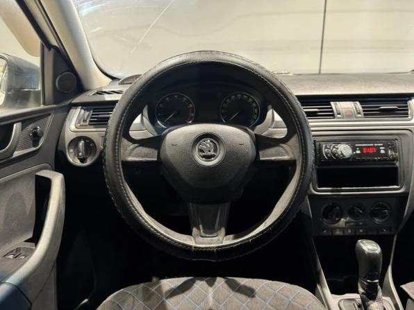 Skoda Rapid I с пробегом 2015 года, цена 580 000 рублей, 270000 км, лифтбек, Автокод Объявления
