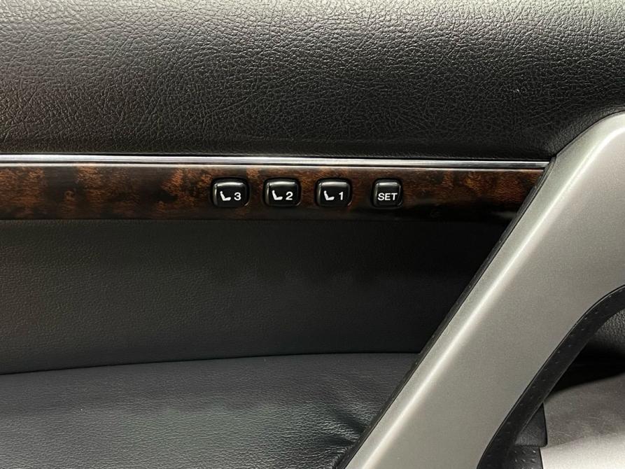 Toyota Land Cruiser 200 Series Рестайлинг 1 Пермь  - изображение 21