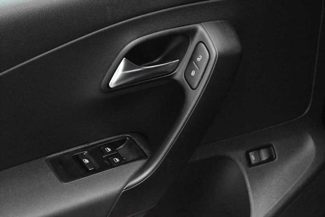 Volkswagen Polo V с пробегом 2014 года, цена 595 000 рублей, 217629 км, седан, Автокод Объявления