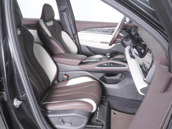 Geely Monjaro I с пробегом 2023 года, цена 3 199 000 рублей, 35608 км, внедорожник, Автокод Объявления