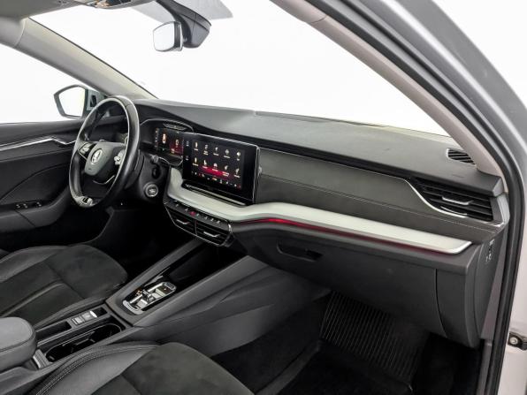 Skoda Octavia IV (A8) с пробегом 2021 года, цена 2 400 000 рублей, 80556 км, лифтбек, Автокод Объявления