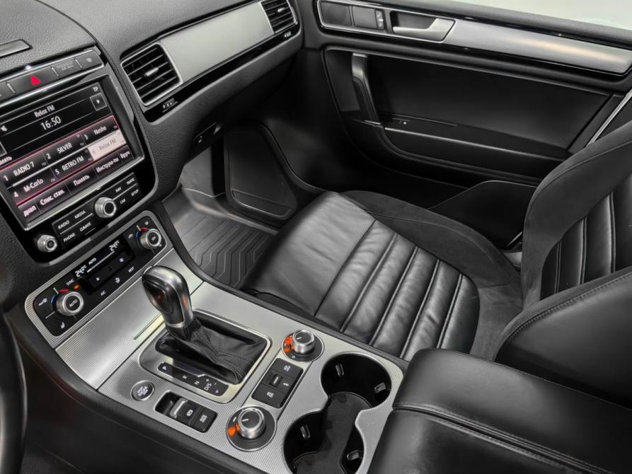 Volkswagen Touareg II Рестайлинг Новосибирск  - изображение 14