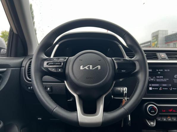 Kia Rio IV Рестайлинг с пробегом 2022 года, цена 1 577 000 рублей, 160964 км, хэтчбек, Автокод Объявления