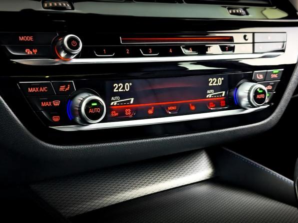 BMW 5 серии VII (G30/G31/G38) с пробегом 2019 года, цена 5 261 600 рублей, 136185 км, седан, Автокод Объявления
