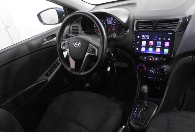 Hyundai Solaris I Рестайлинг с пробегом 2015 года, цена 900 000 рублей, 122069 км, седан, Автокод Объявления