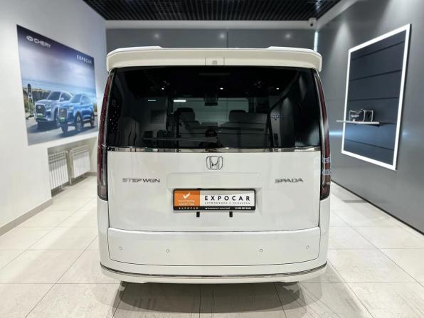 Honda Stepwgn VI с пробегом 2024 года, цена 3 150 000 рублей, 24000 км, минивэн, Автокод Объявления