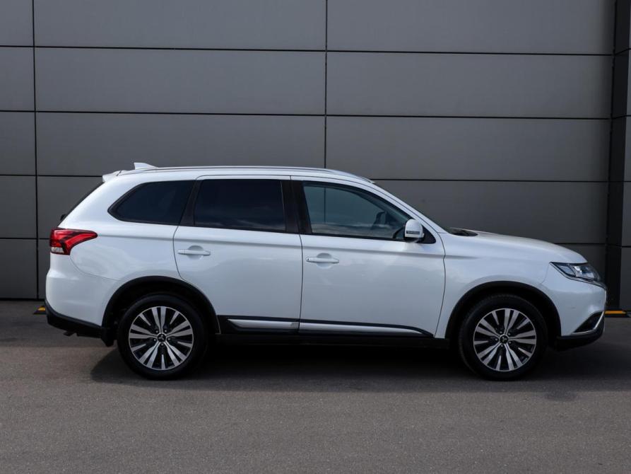 Mitsubishi Outlander III Рестайлинг 3 Москва  - изображение 4