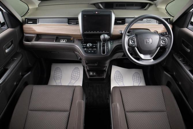 Honda Freed II Рестайлинг с пробегом 2020 года, цена 2 099 000 рублей, 47231 км, компактвэн, Автокод Объявления