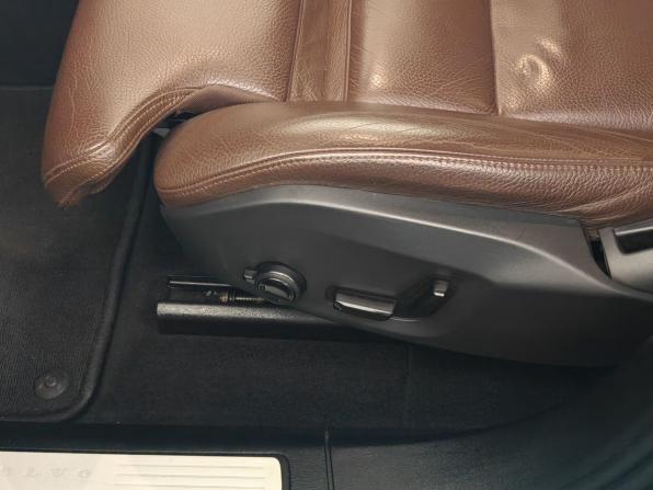 Volvo XC60 II с пробегом 2019 года, цена 3 400 000 рублей, 156721 км, внедорожник, Автокод Объявления