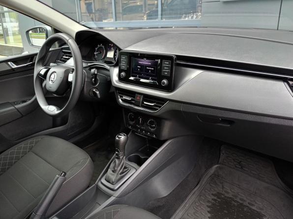 Skoda Rapid II с пробегом 2020 года, цена 1 649 000 рублей, 81356 км, лифтбек, Автокод Объявления