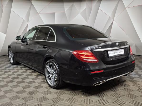 Mercedes-Benz E-Класс V (W213 S213 C238) с пробегом 2018 года, цена 3 391 000 рублей, 80490 км, седан, Автокод Объявления