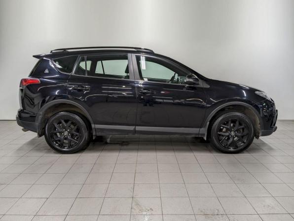 Toyota RAV4 IV (XA40) Рестайлинг с пробегом 2018 года, цена 2 790 000 рублей, 58062 км, внедорожник, Автокод Объявления