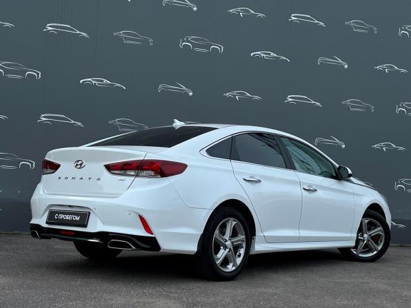 Hyundai Sonata VII (LF) Рестайлинг с пробегом 2018 года, цена 1 623 800 рублей, 26972 км, седан, Автокод Объявления