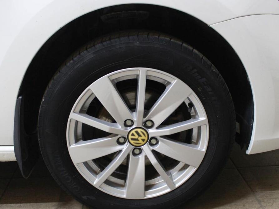 Volkswagen Polo V Рестайлинг Калуга  - изображение 16