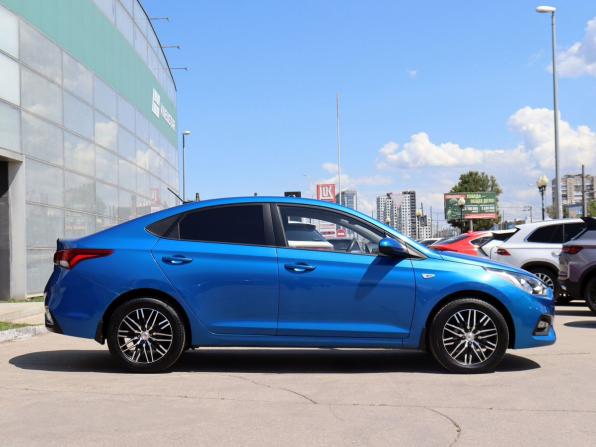 Hyundai Solaris II с пробегом 2018 года, цена 1 350 000 рублей, 100620 км, седан, Автокод Объявления