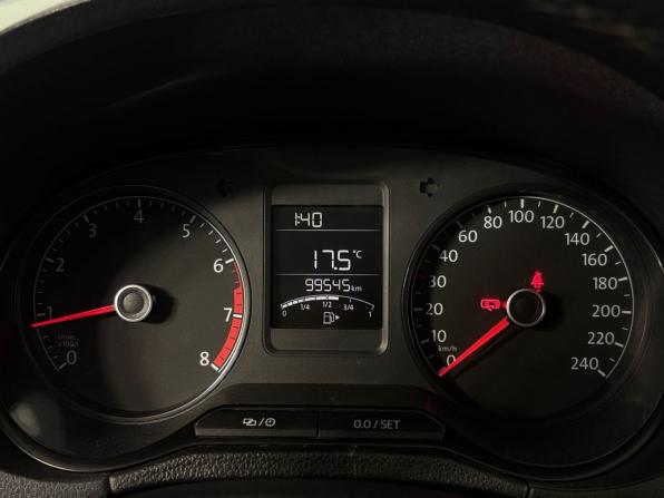 Volkswagen Polo V Рестайлинг с пробегом 2017 года, цена 1 275 000 рублей, 99315 км, седан, Автокод Объявления