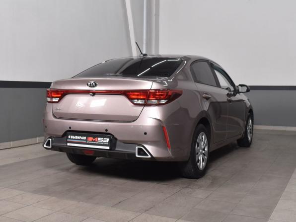 Kia Rio IV Рестайлинг с пробегом 2020 года, цена 1 349 999 рублей, 192717 км, седан, Автокод Объявления
